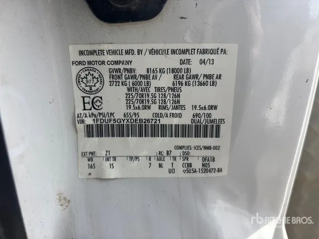 2013 Versalift TEL29NE-03 29 ft on 2013 Ford F-550 4x2 Bucket Truck