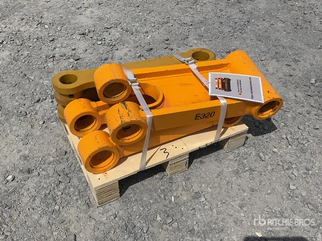 2026 SDCH SDCH-08HC Union H para Brazo y Cucharon (Sin Usar) / H-link and Connection Rod - Fits Cat 320 (Unused)