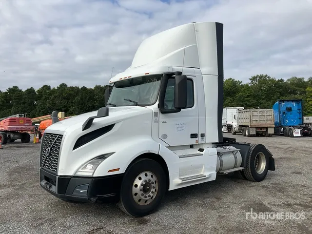 2019 Volvo VNL 4x2 S/A Day Cab Truck Tractor
