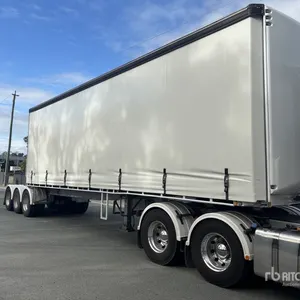 2005 MaxiTrans 8.8 m Tri/A B-Double Lead Curtain Side Trailer