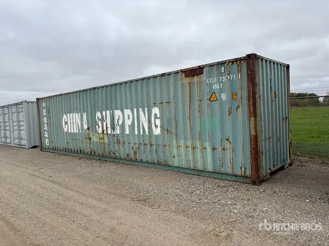 2010 40 ft Storage Container