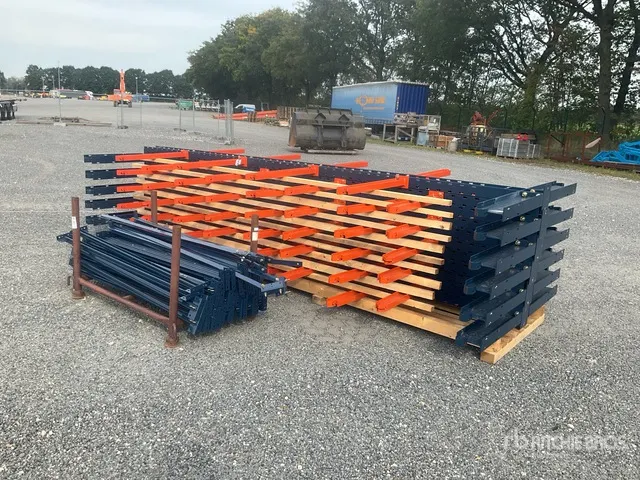 Kragarmregal Mecalux Cantilever Storage Rack System