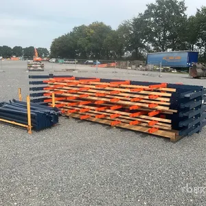 Quantity of (22) Kragarmregal Mecalux Cantilever Storage Rack System
