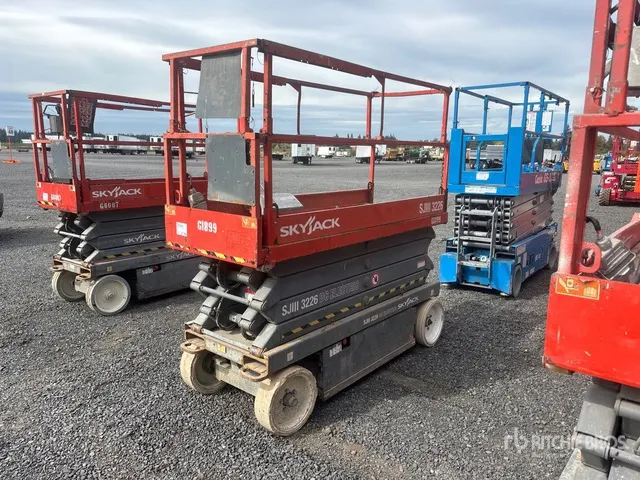 2012 Skyjack SJIII 3226 Electric Scissor Lift