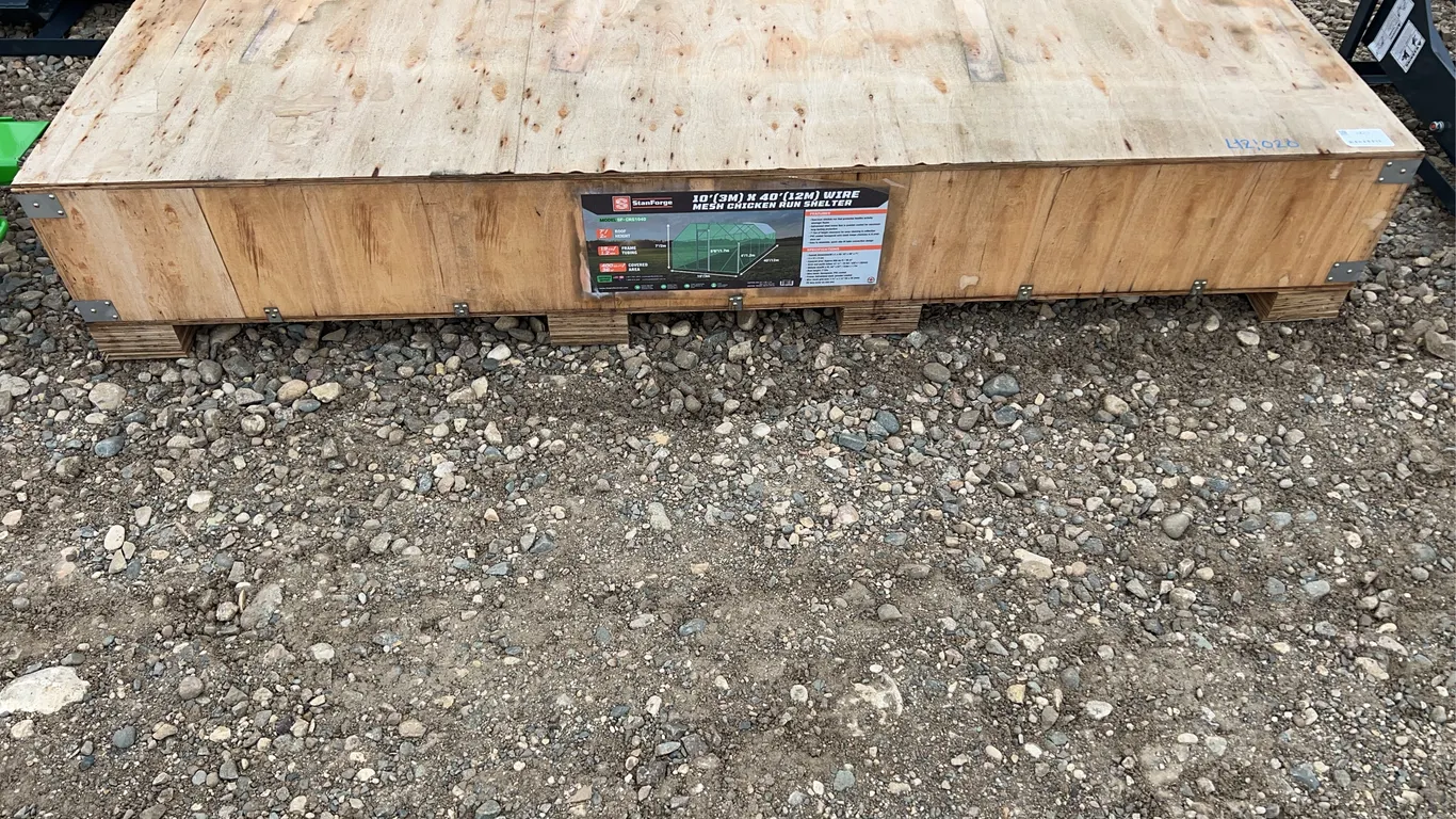 10 x 40 Chicken Run Shelter - StanForge - CRS1040