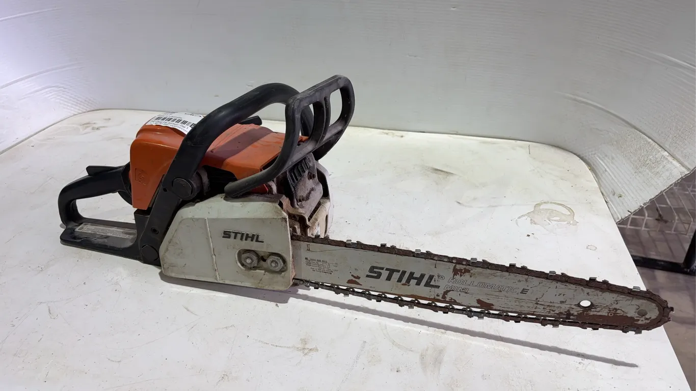 Stihl 16" Chainsaw