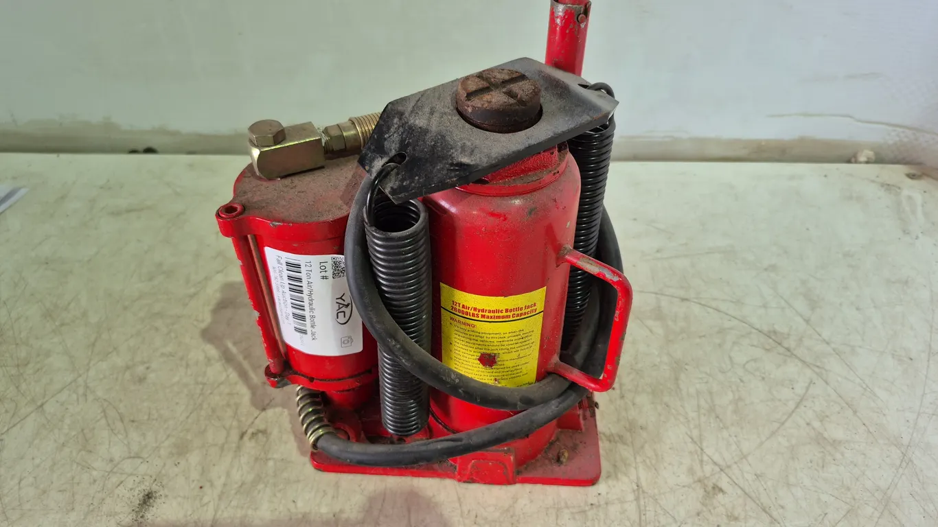 12 Ton Air/Hydraulic Bottle Jack