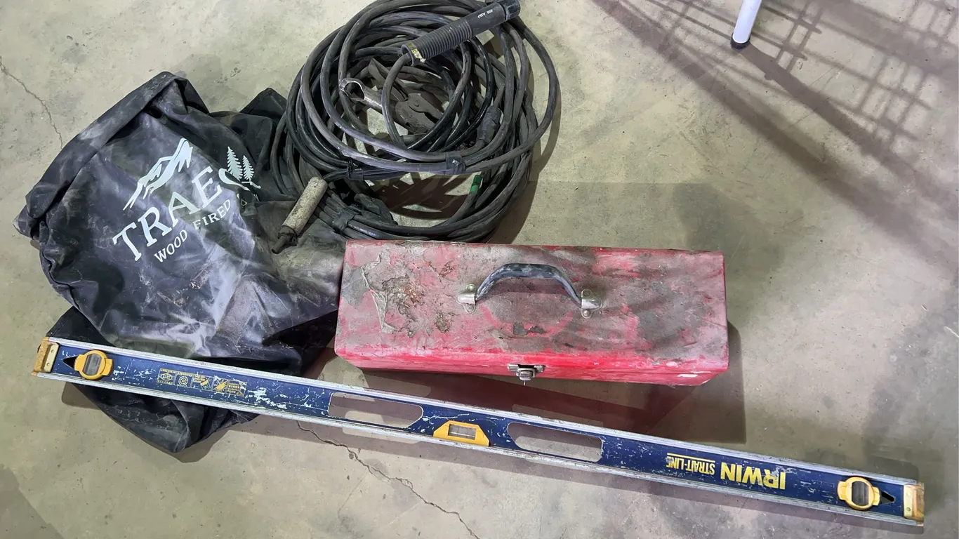 Toolbox, Welding Cord, BBQ Cover, Level