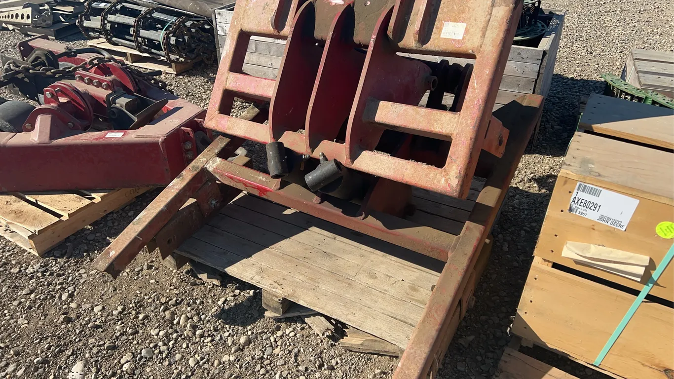 Hoist Frame W/ Cylinders