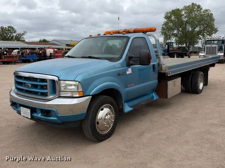 2003 Ford F550 rollback truck