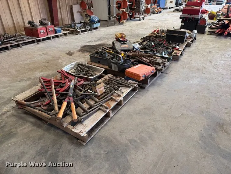 (4) pallets of tools