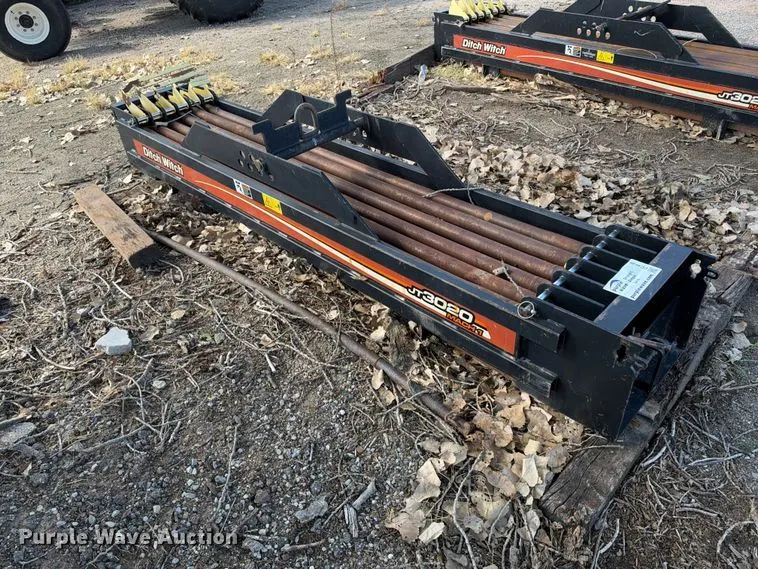 Ditch witch JT3020 Mach 1 drill stem box