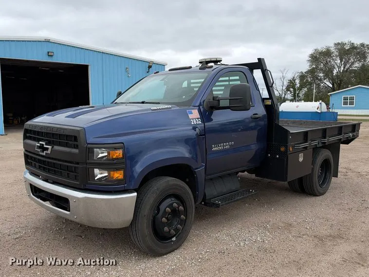 2023 Chevrolet 4500 flatbed truck