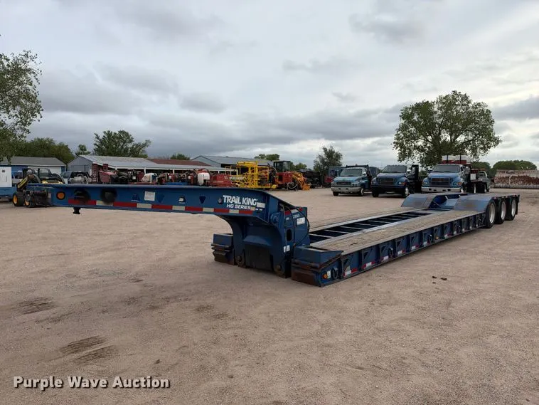2006 Trail king TK110HDG-513 lowboy equipment trailer