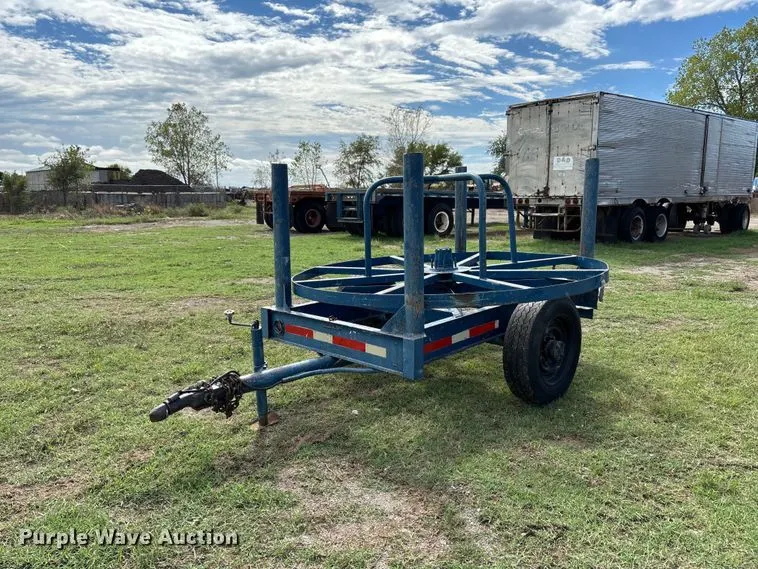 Coiled pipe trailer