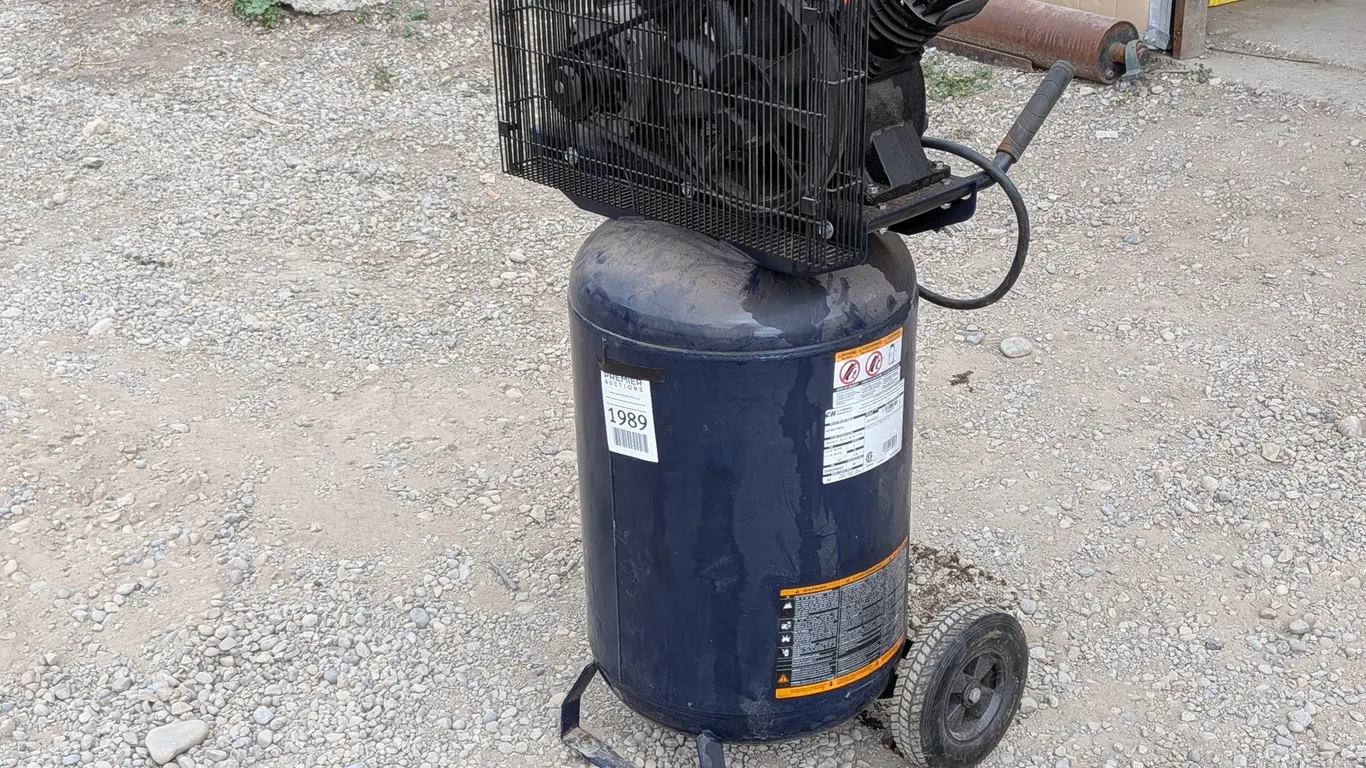 Campbell Hausfeld Air Compressor