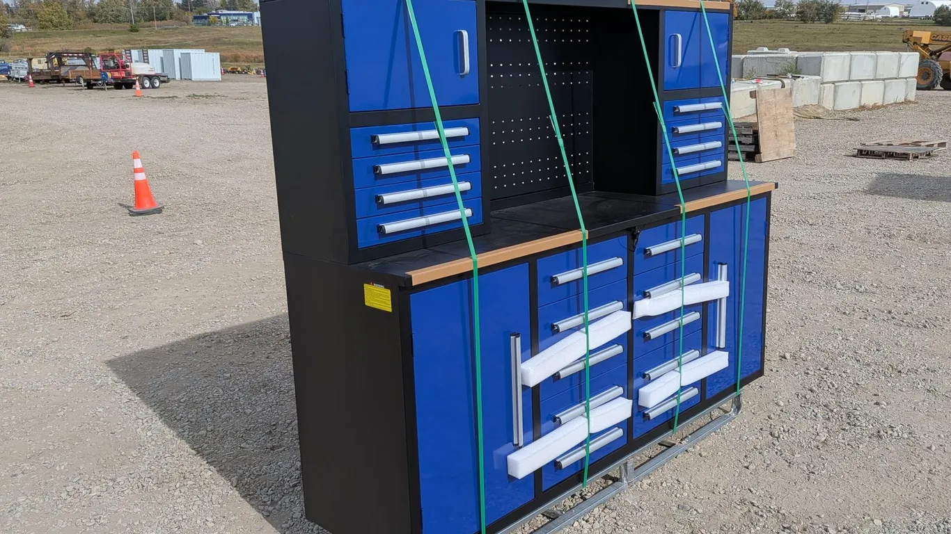 Unused 2026 Steelman 7' 18-Drawer SS Workbench