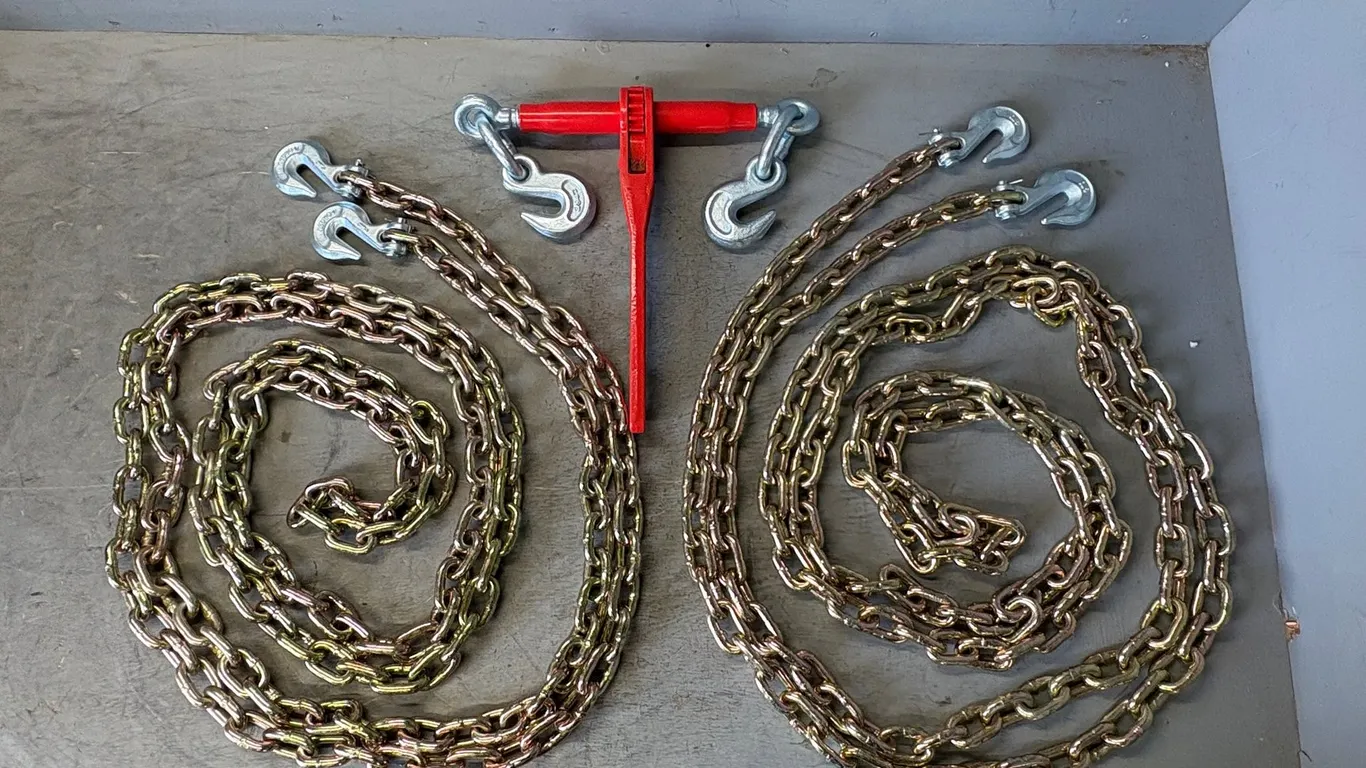 Unused 3/8" x 20' G70 Chains