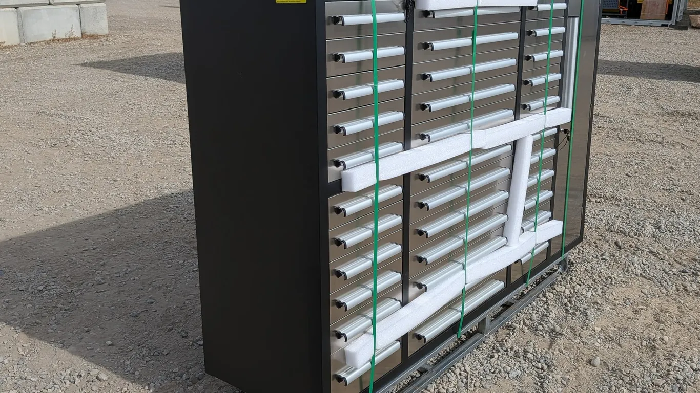 Unused 2026 Steelman 7' 35-Drawer SS Workbench