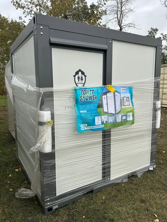 BASTONE PORTABLE RESTROOM WITH SHOWERS - GREY MR-BA-1P-SH-G