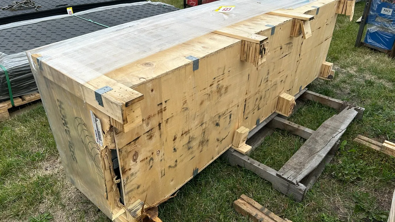 SD LANCH SDL2030GT SDLANCH NEW 20FT X 30FT PREMIUM HEAVY-DUTY GREENHOUSE TENT (DAMAGED BOX)