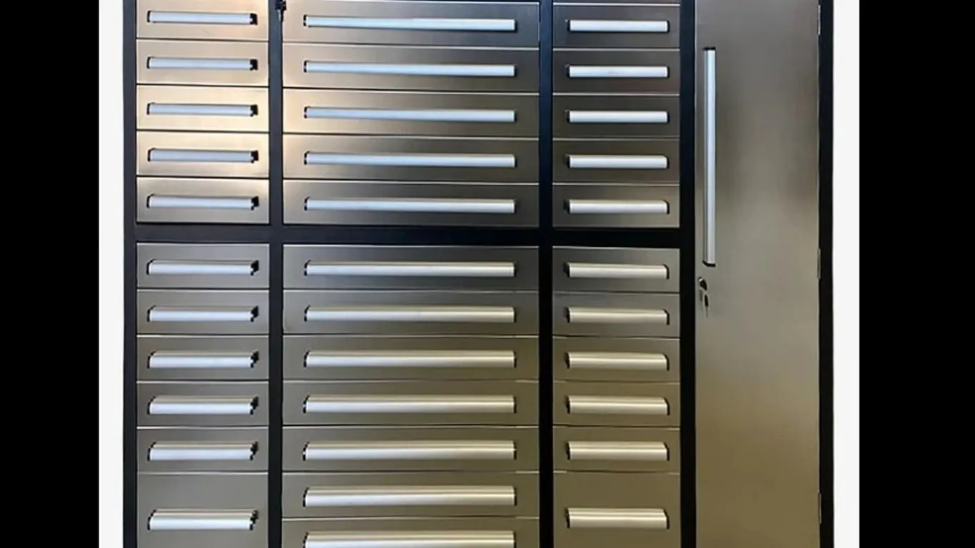 STEELMAN 7' CABINET (35 DRAWERS) - STAINLESS WB-7-35D-SS