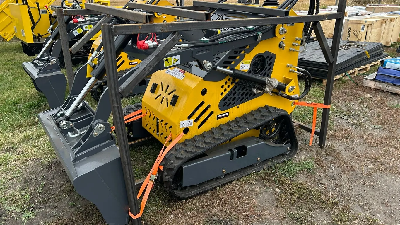 SD LANCH SDLL60 SKID STEER LOADER