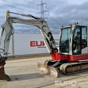 2021 Takeuchi TB257FR 