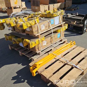 Unused JCB Hydraulic Pipe Fix Kit (6 of), Hydraulic Return Pipe (3 of) 
