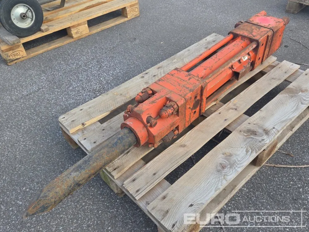 Hydraulic Breaker