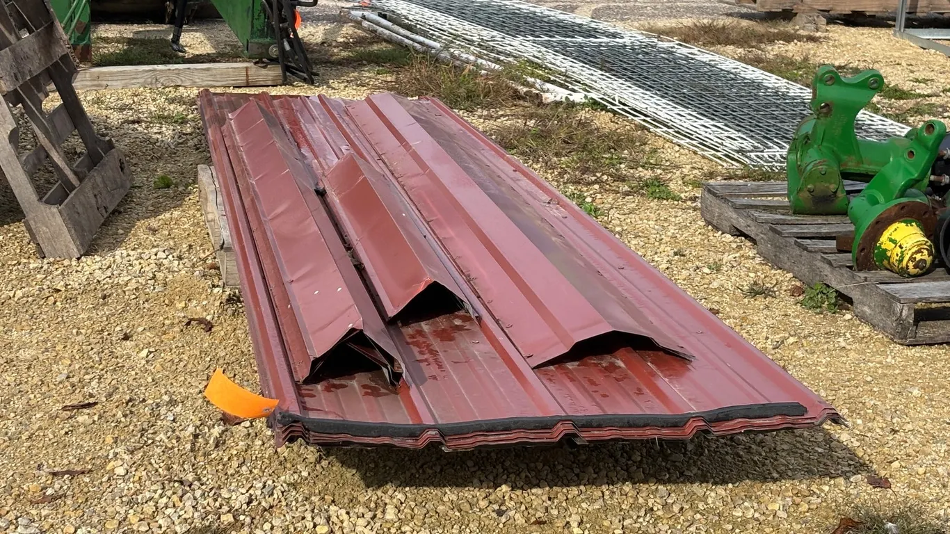 Red Tin