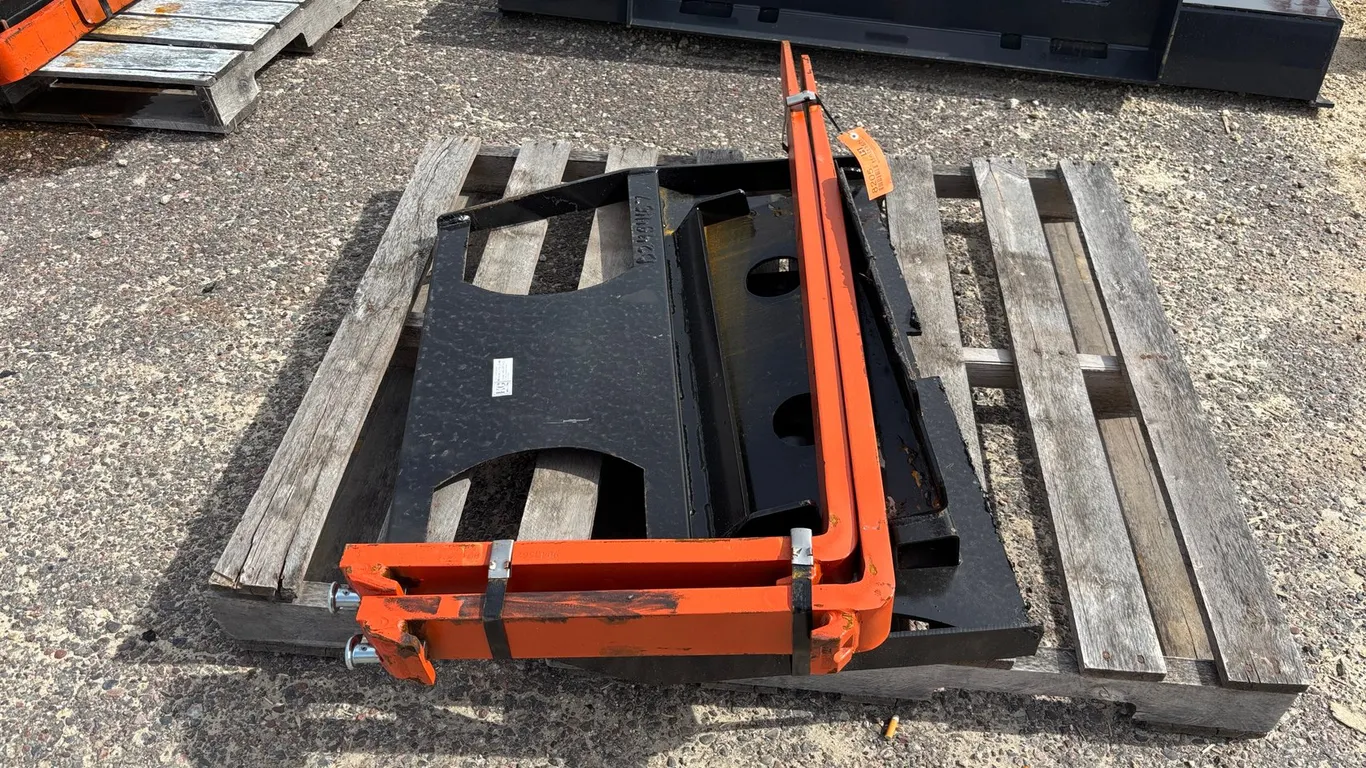 36" Mini Universal Fork Frame with 42" Forks
