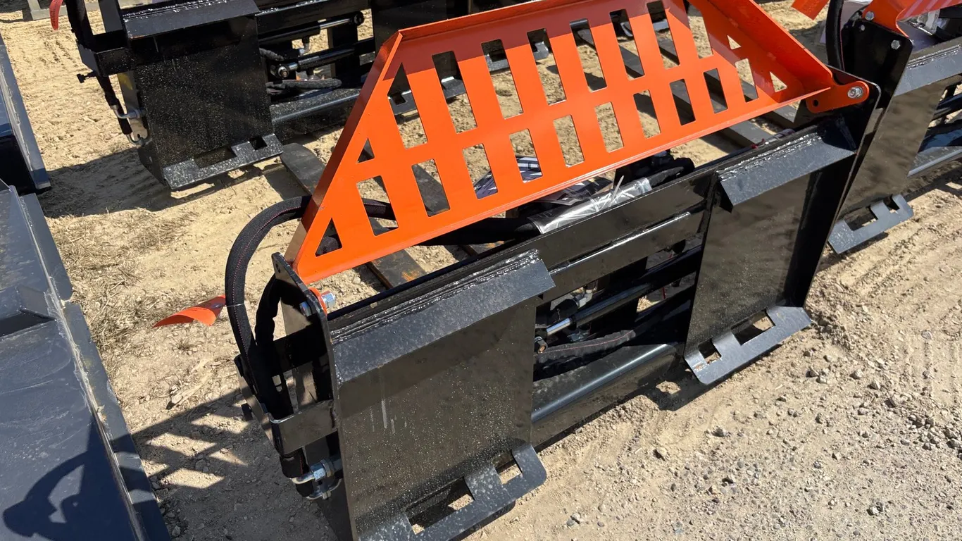 2026 Wolverine PFA-11-3300G Pallet Fork Hydraulic Adjustable