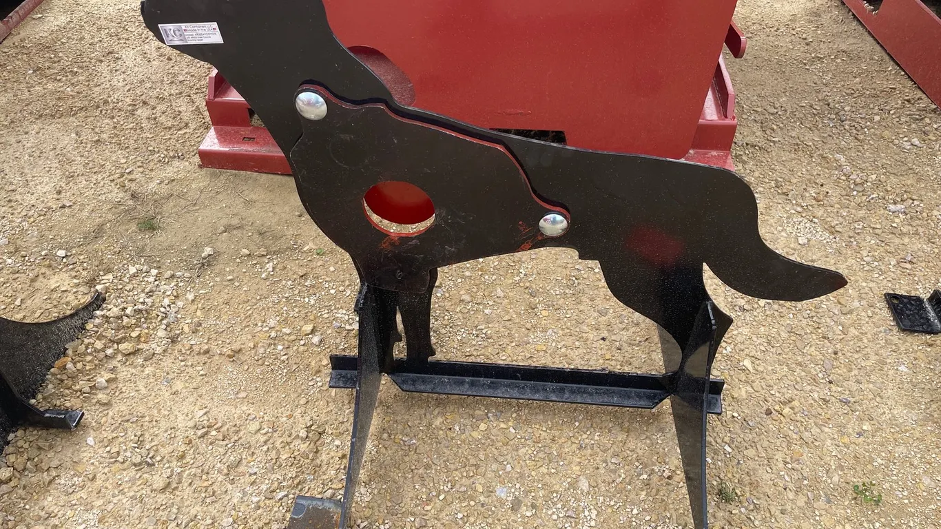 3/8" AR500 Steel Coyote Shooting Target with Heart Flapper