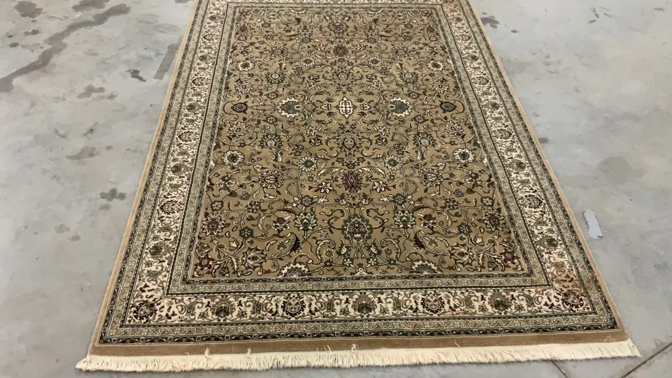 Royal Raj Collection Olefin Pile Area Rug, Beige Floral