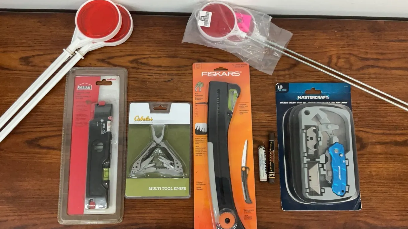 New Tools: Fiskars Saw, Cabela's Multi-Tool, Jobmate Laser, Utility Knife
