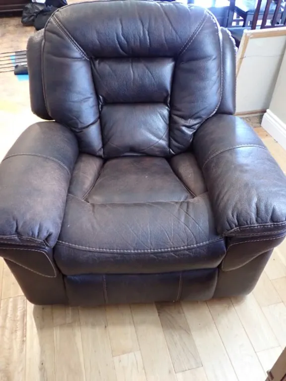 Rocker/Recliner Chair I