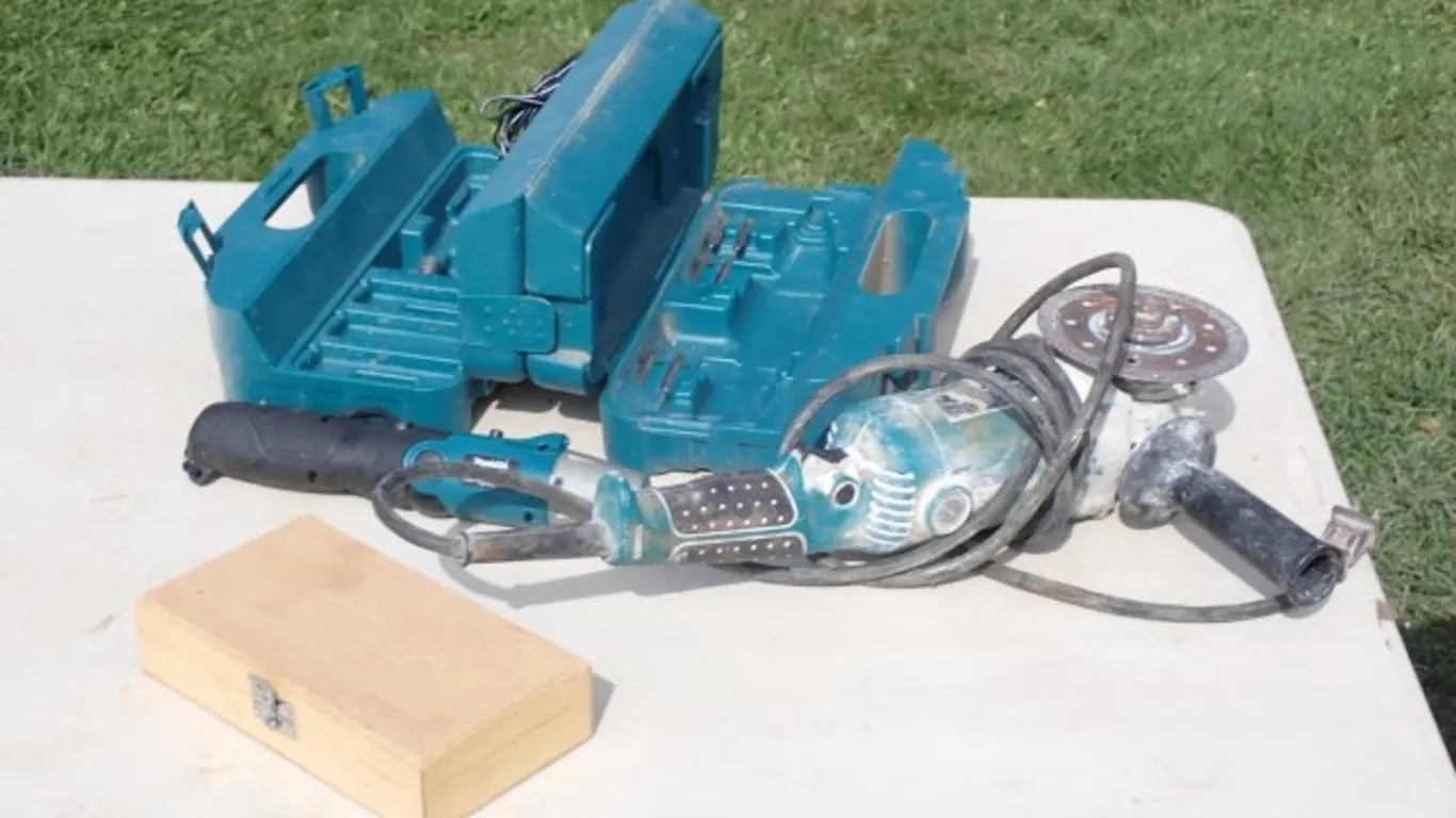 Makita Driver and Cutter