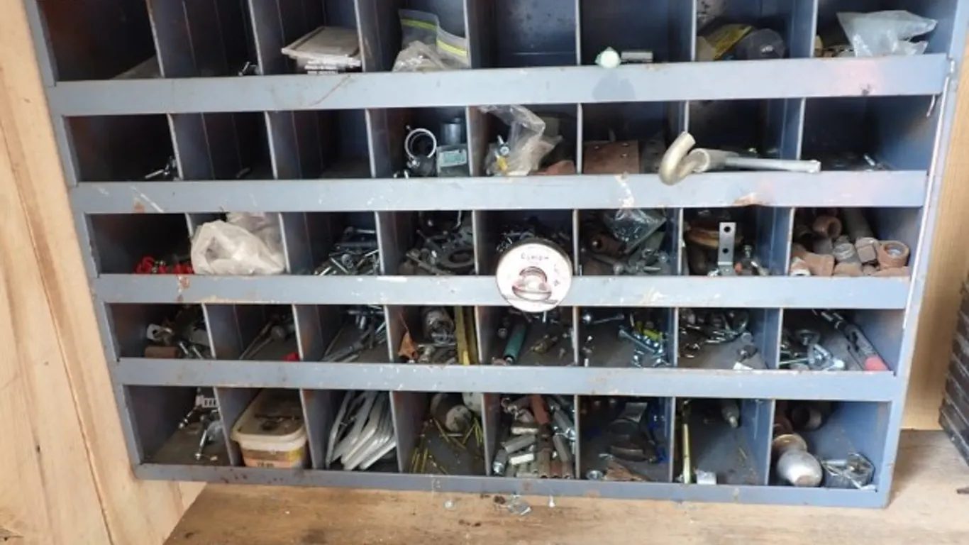 40 Cubby Hole Shelving