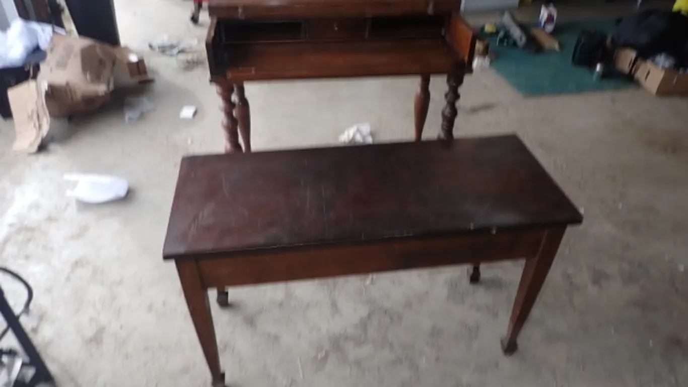 Small Desk / Table and bench