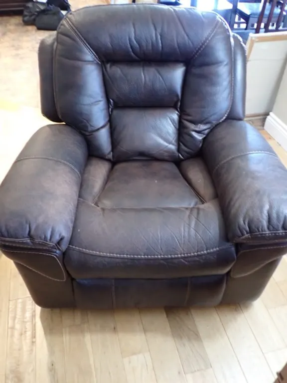 Recliner/Rocker Chair II