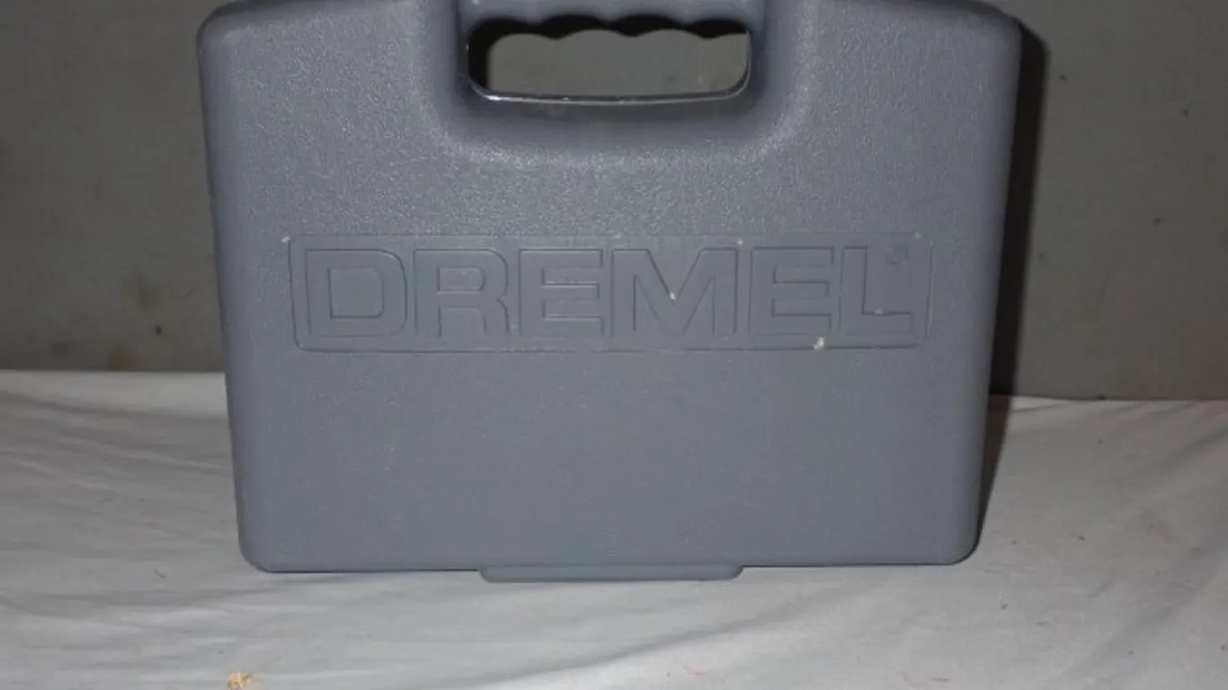 Dremel 300 Series High Speed Rotary Tool - with Case and Accessories