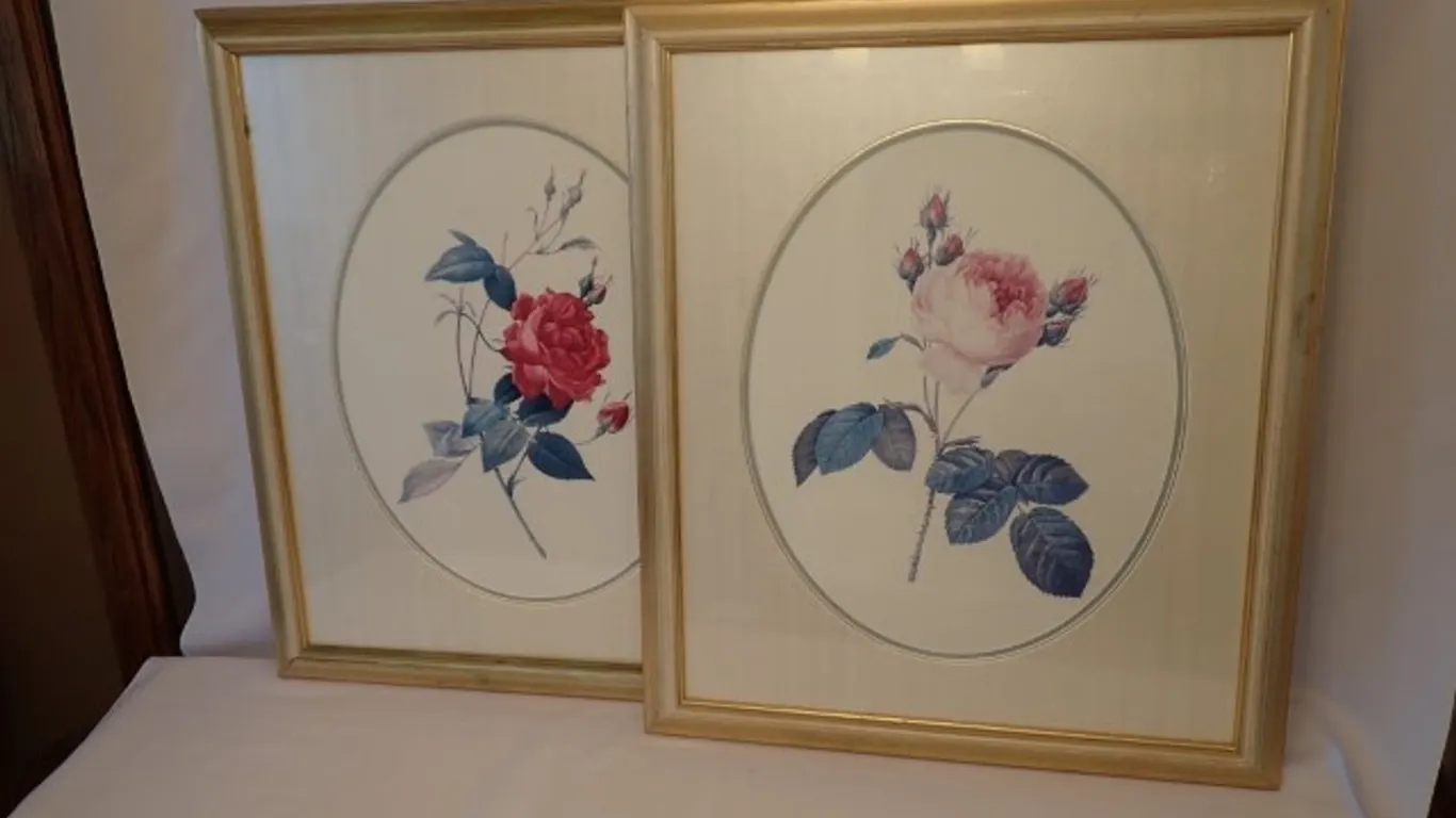 Rose Botanicals in Oval Mats