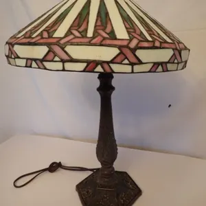 Tiffany Style Stained Glass Lamp 3