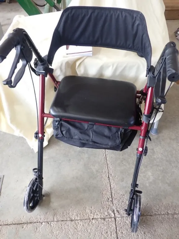 Rollator Folding Walker with Seat, Backrest and Handbrakes