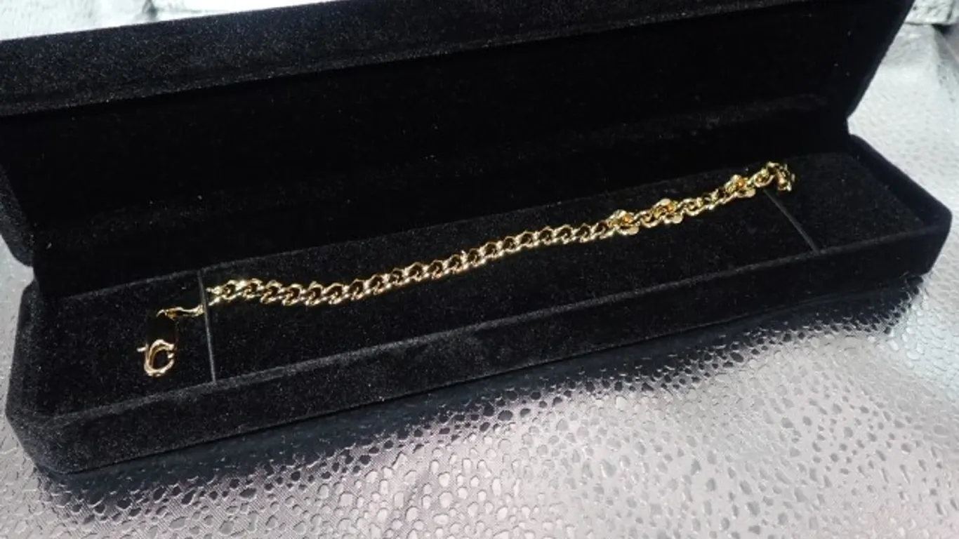 Gold Cuban Link Bracelet
