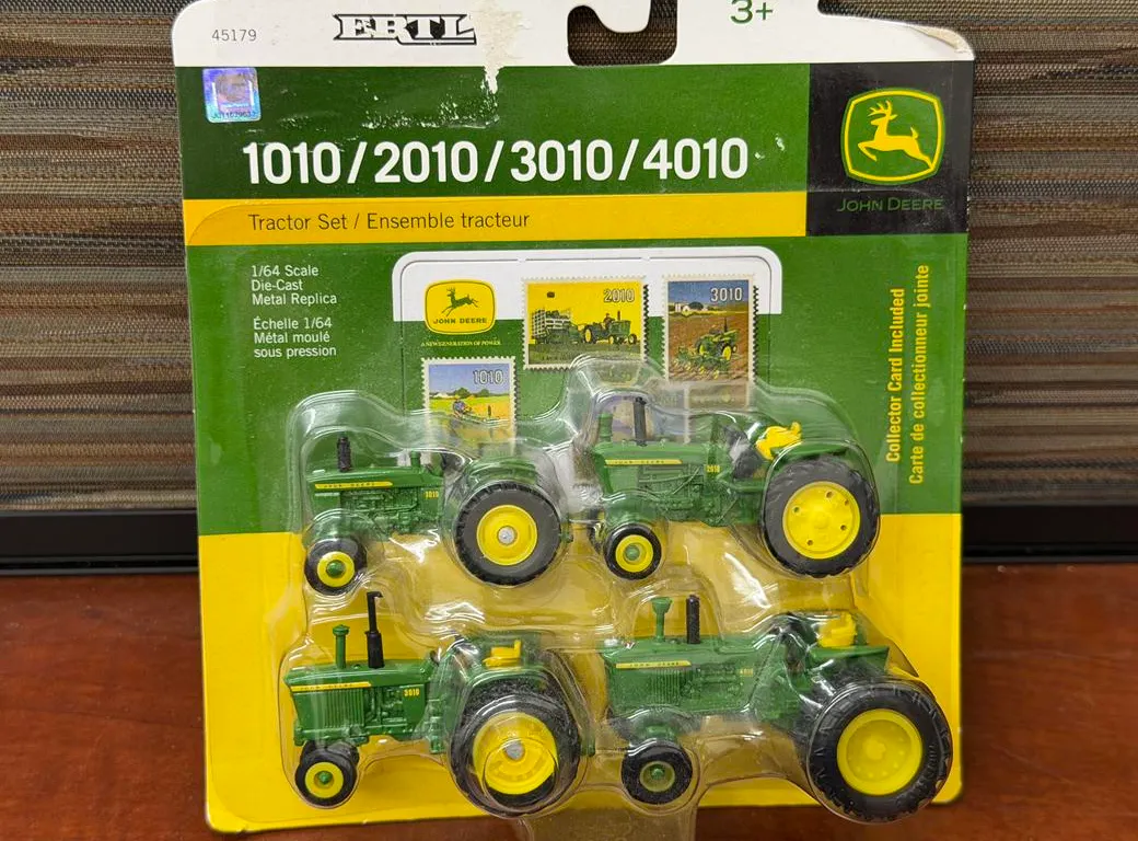 (4) John Deere 1010/2010/3010/4010 Tractors - 1/64