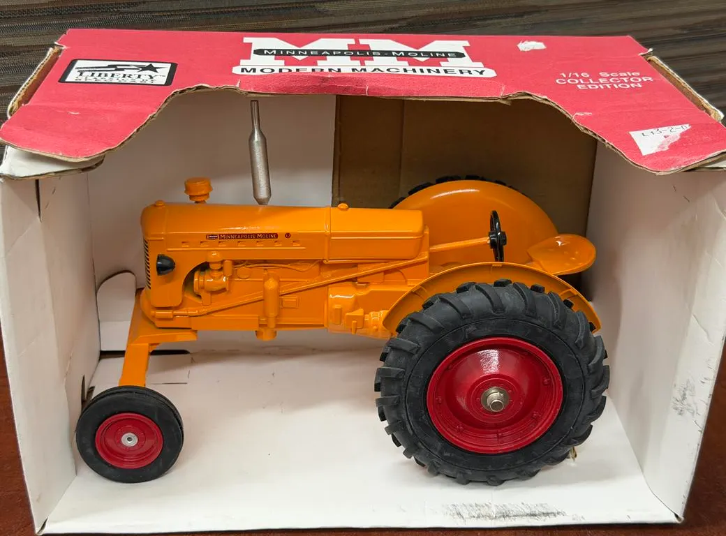 Minneapolis Moline U Wide Front Tractor - 1/16