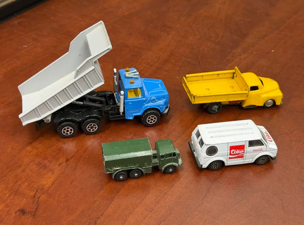 (4) Coke Van, Yellow Tin Tr, GS Gr Lorry, Blue Dump Truck