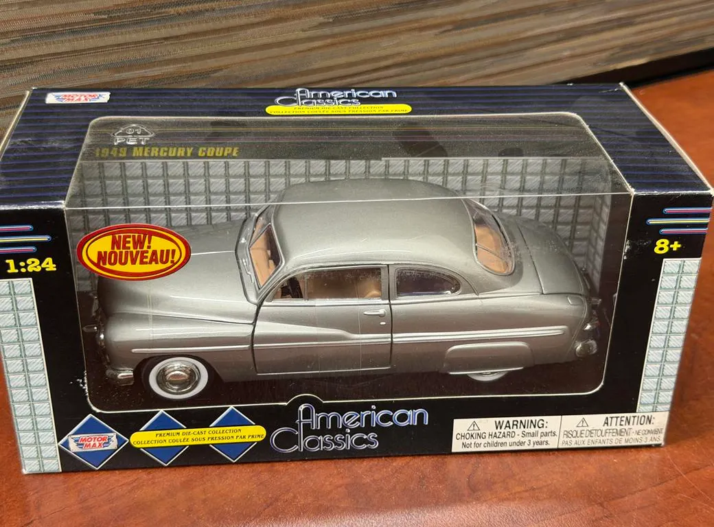 1949 Mercury Coupe Classics Car - 1/24